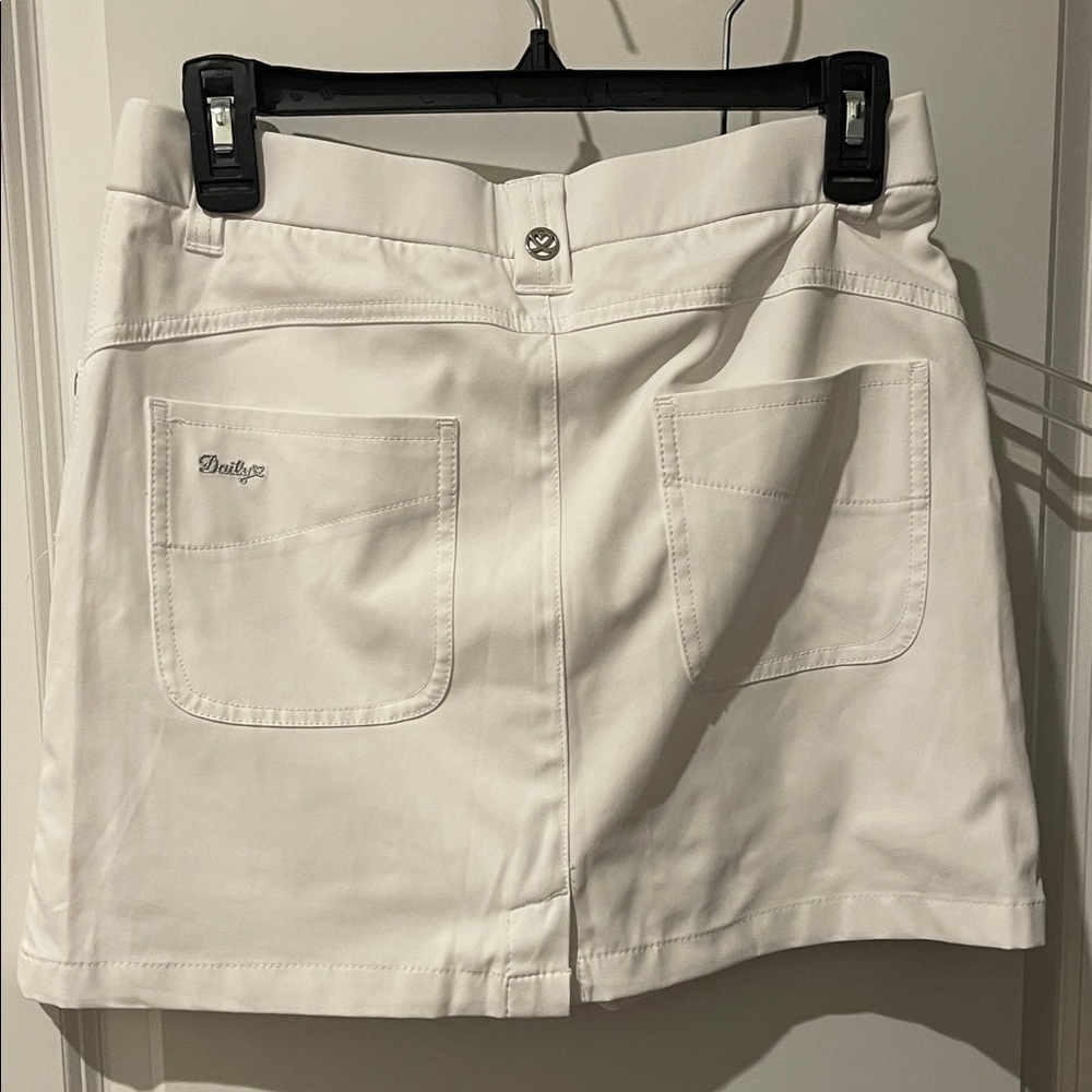 Daily Sports Cream Women's Skort